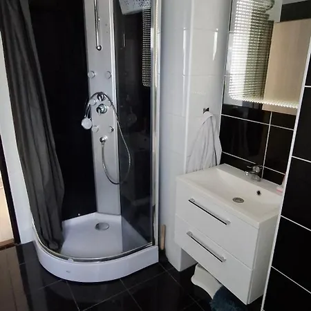 V Centre Mesta * Martin